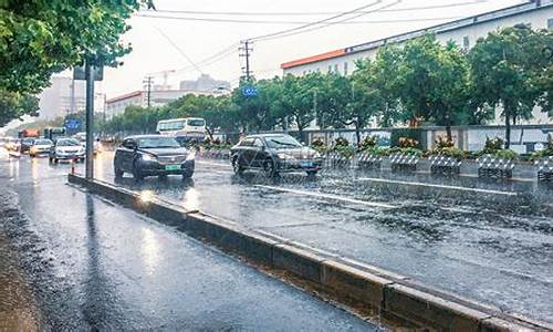 上海今日天气下雨时段是几点_上海今日天气下雨时段是几点到几点